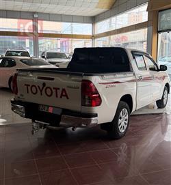 تويوتا هايلوكس